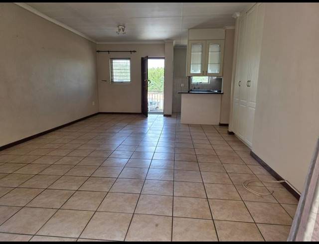 2 BEDROOM PROPERTY TO RENT IN SUNNINGHILL